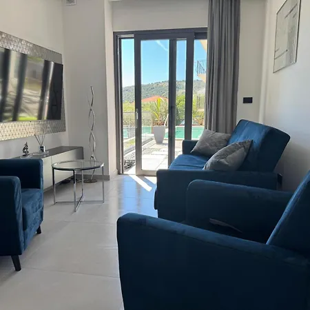 4 Apartment Slatine