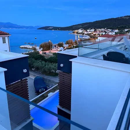 4 Apartman Slatine